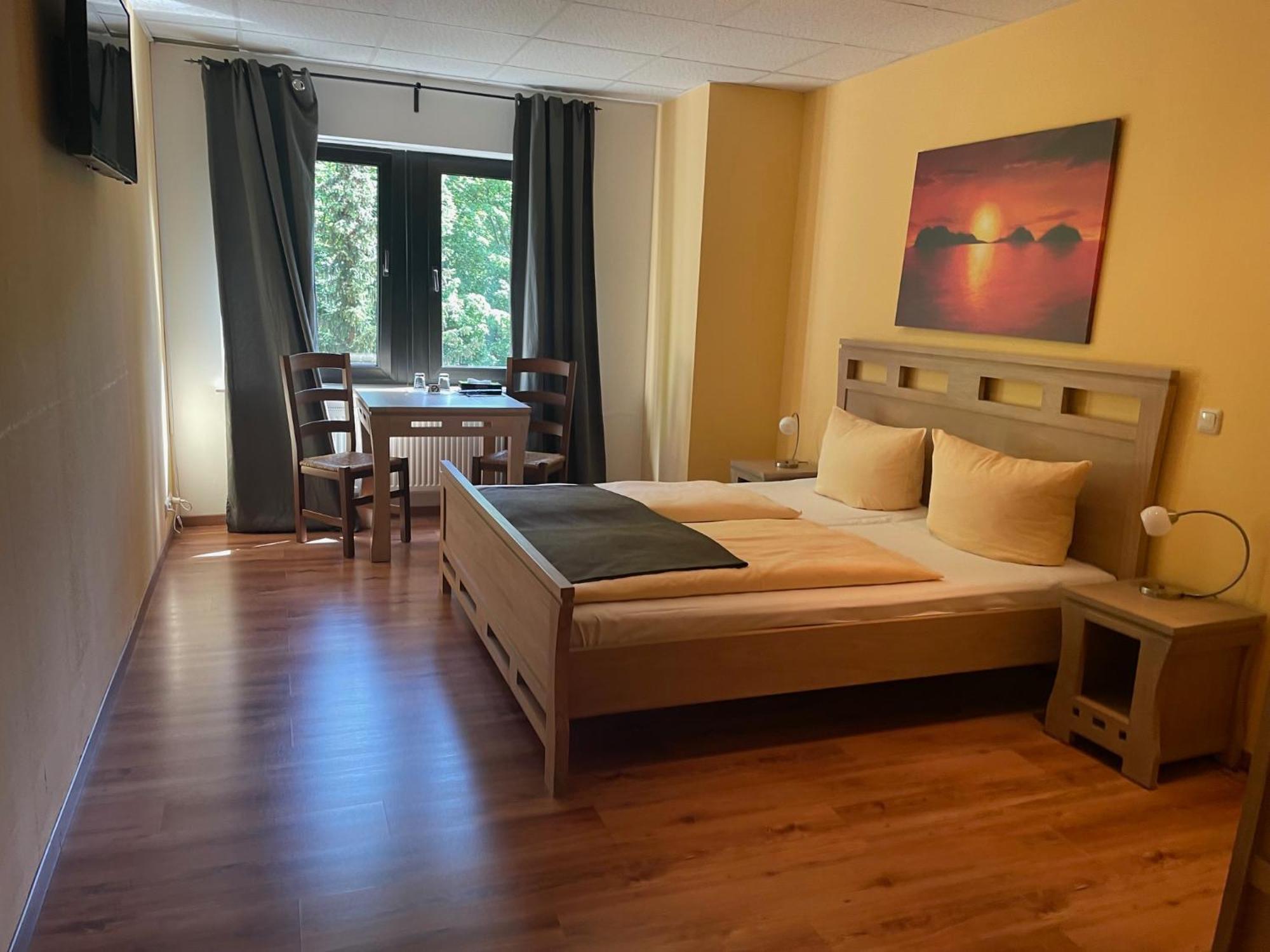 Hotel Rabenstein Raben Steinfeld ภายนอก รูปภาพ